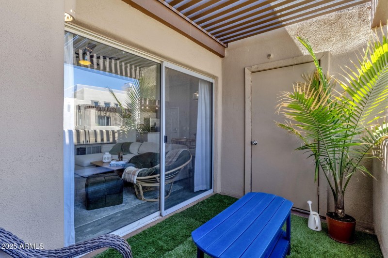 Balcony with Storage