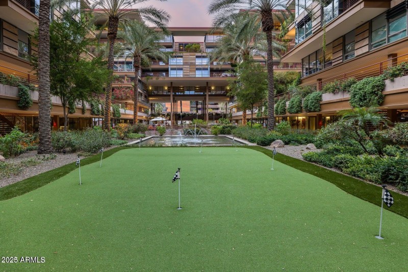 Camelview d - Putting Green