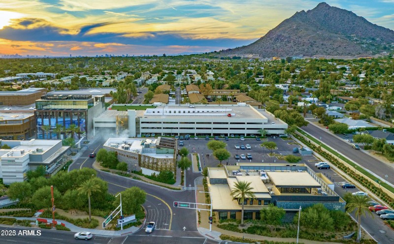 Camelview w - Aerial Fashion Square Luxu