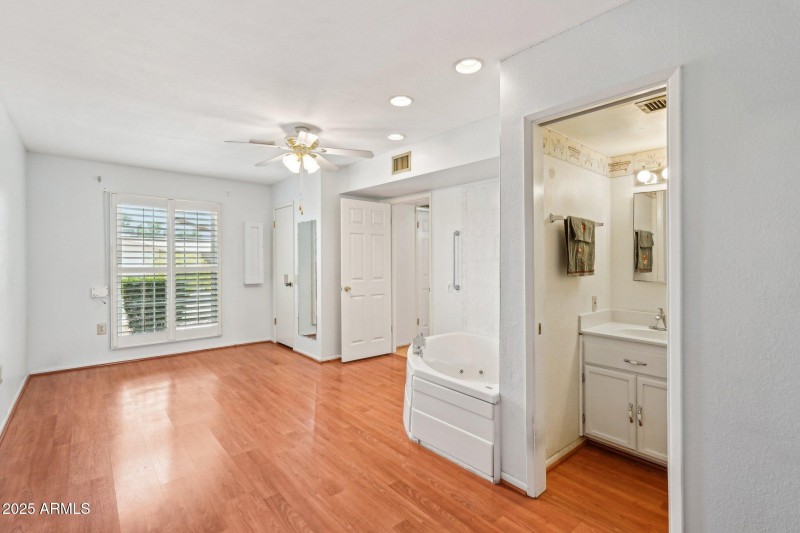 21-web-or-mls-W Copperstone Dr-05042025-