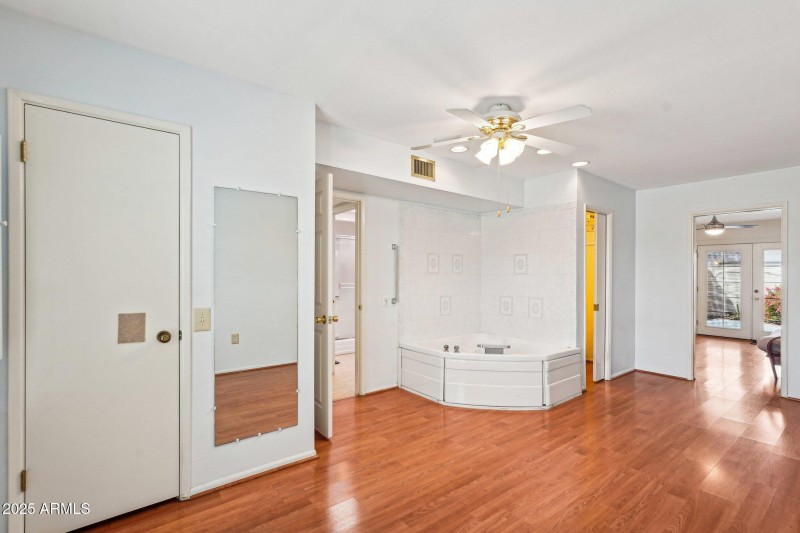 22-web-or-mls-W Copperstone Dr-05042025-