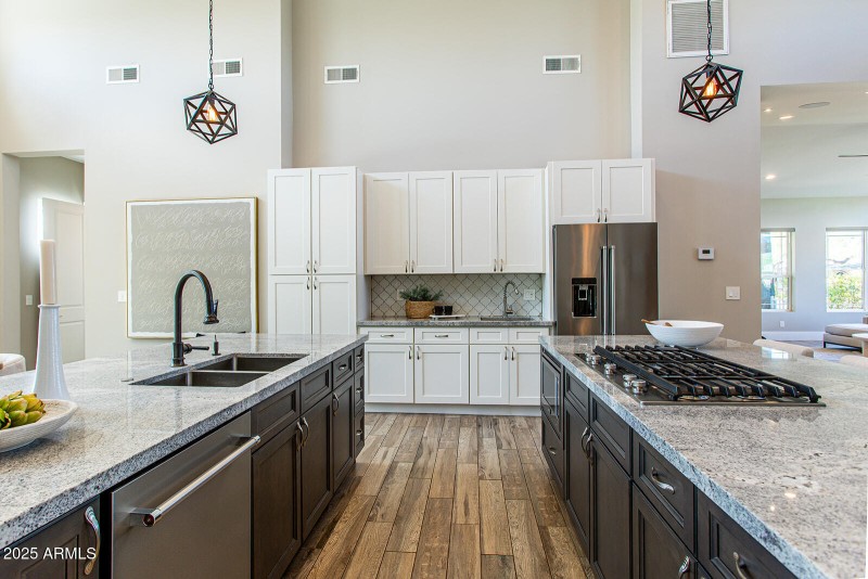 Kitchen Islands