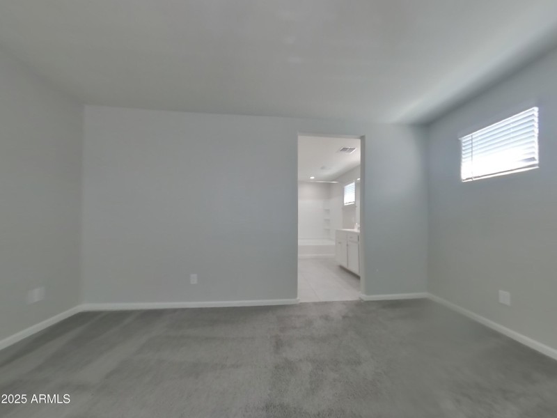 4_pc_UQCxtIQDiH_mgQLqFlE2g_layout_1