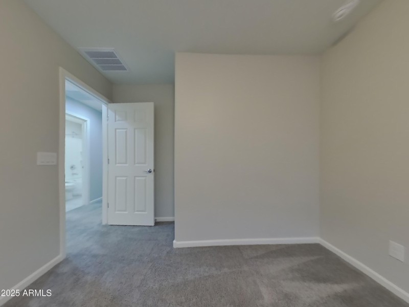 9_pc_diQxVcIyFO_tM0TqJjpaE_layout_0