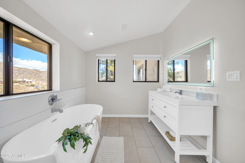 11602 E Manana Rd-19