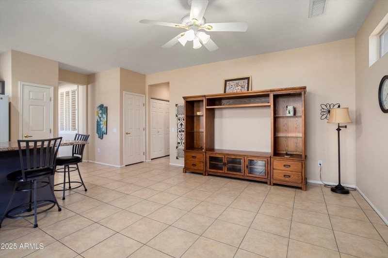 14-15560 W Clear Canyon Dr