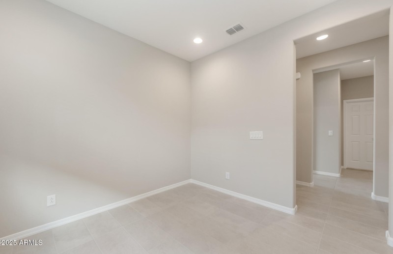 Flex Room