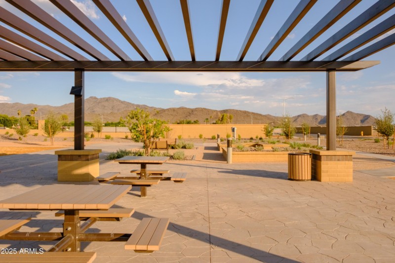 PICNIC AREA