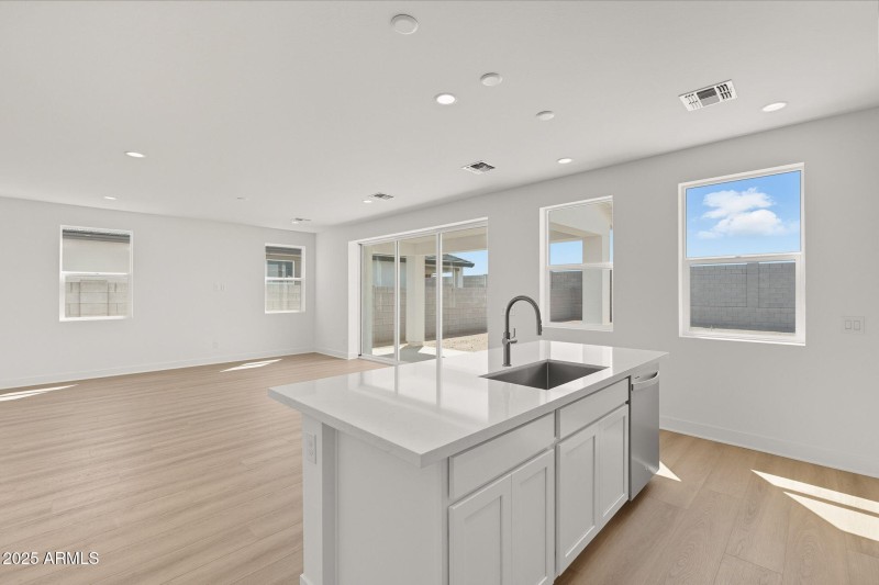 Bright Kitchen