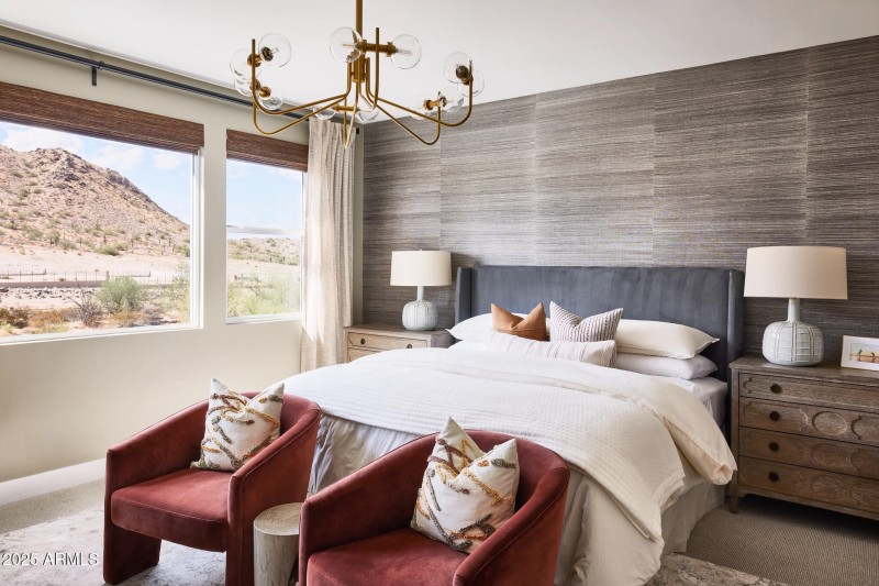 Emblem_OroRidge_5016_Prmy_Bd_6