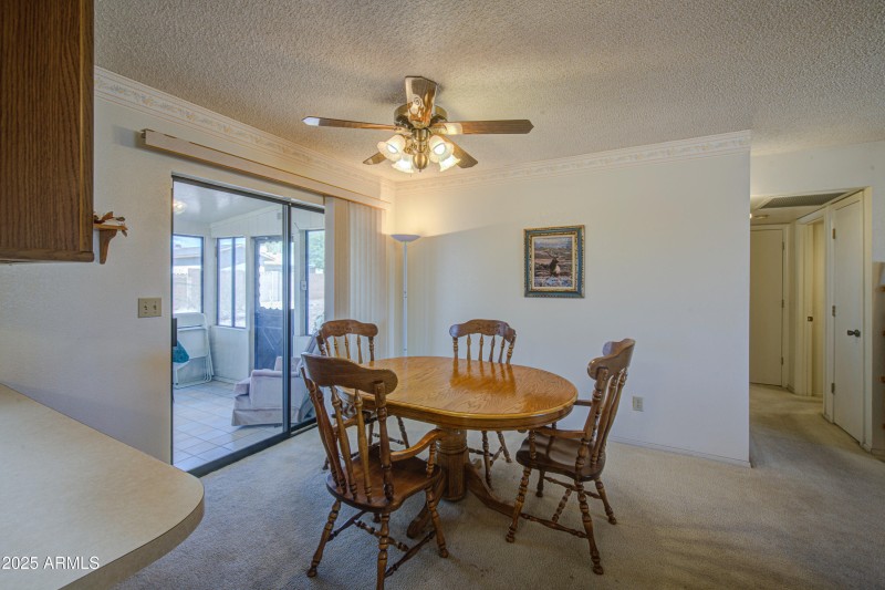 Dining Area 4
