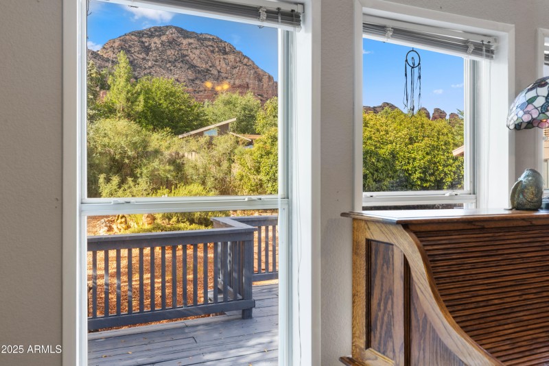 2820 Raven - Family Room View