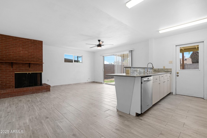 Kitchen 6