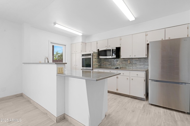Kitchen 2