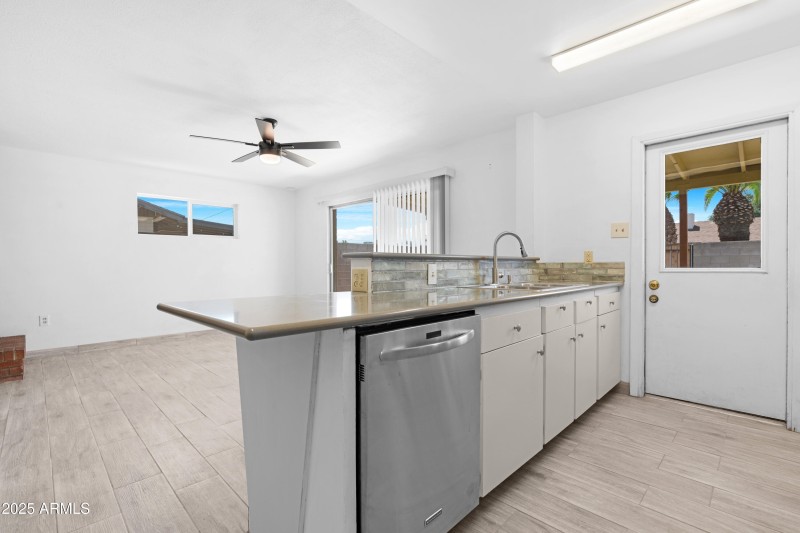 Kitchen 5