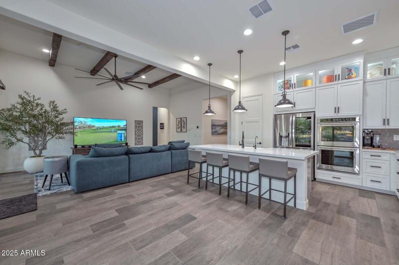 Kitchen-Great Room
