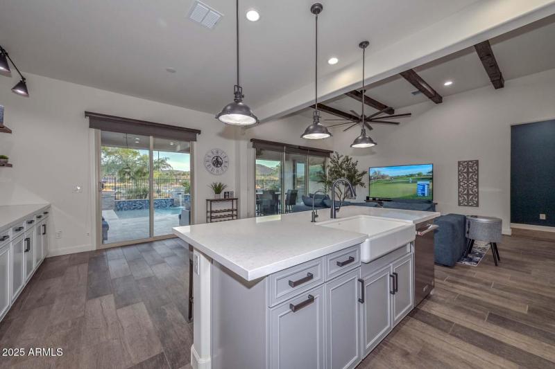 Kitchen-Breakfast Room