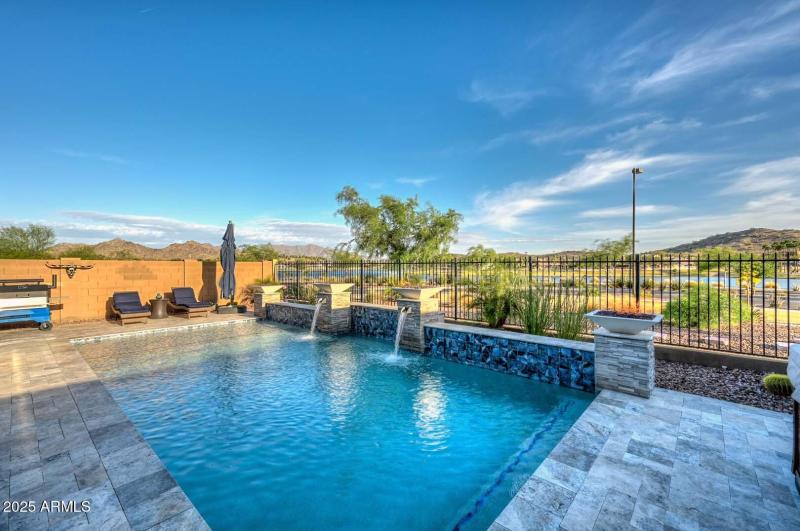 Pool Views