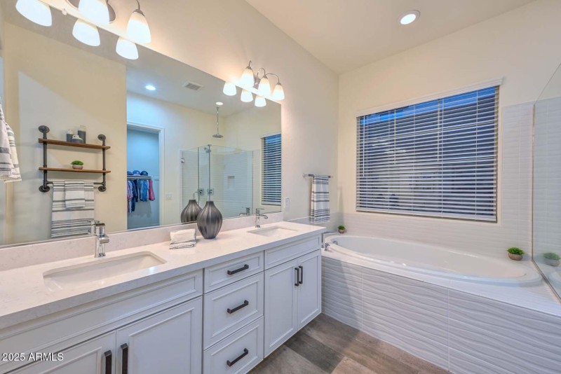 Night-Primary Bath
