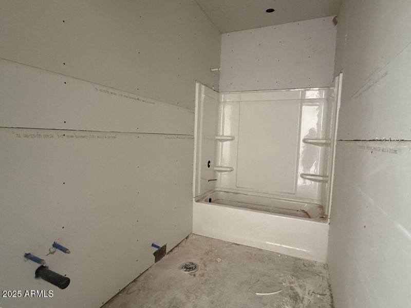 005 Bathroom 2