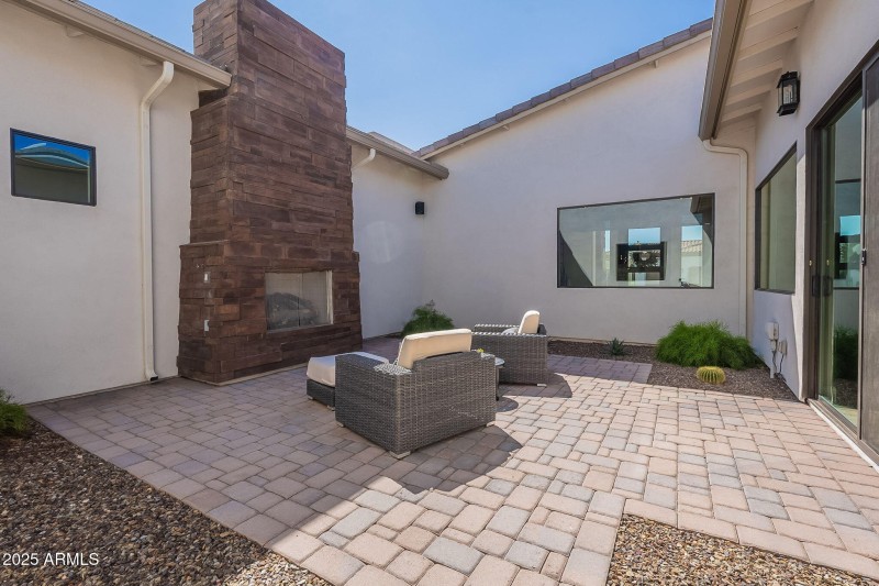 Private Courtyard