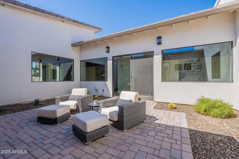 Private Courtyard
