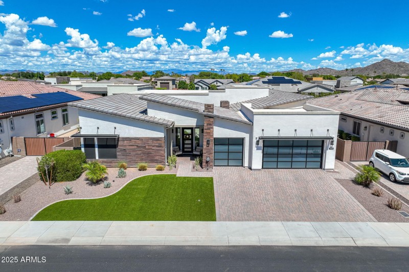 9586 W VILLA HERMOSA
