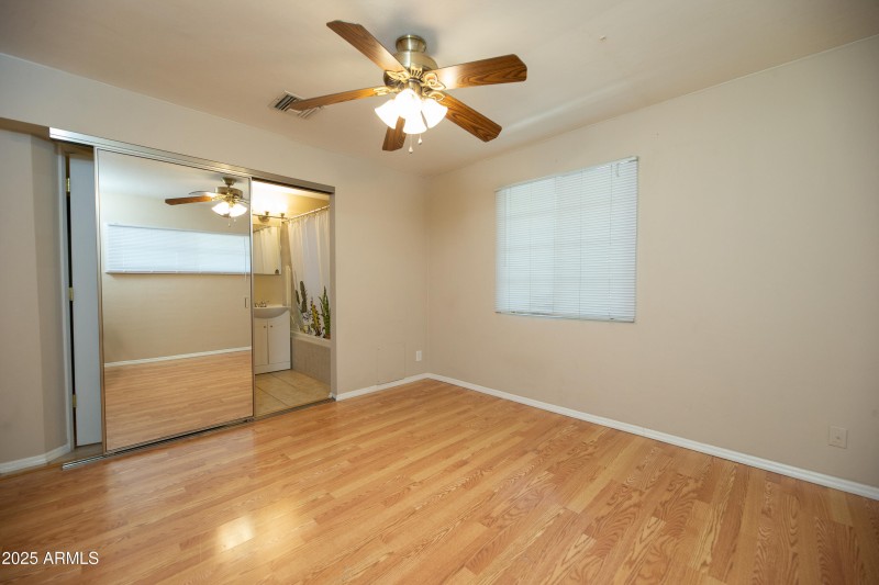 Bedroom 1b