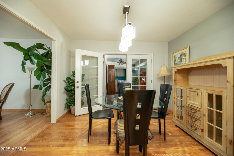 dining area 1
