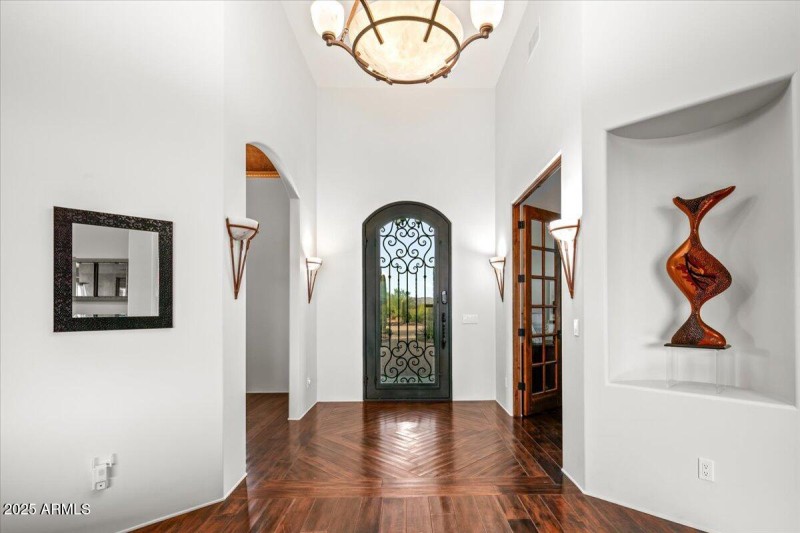 01-Entry ~ Foyer