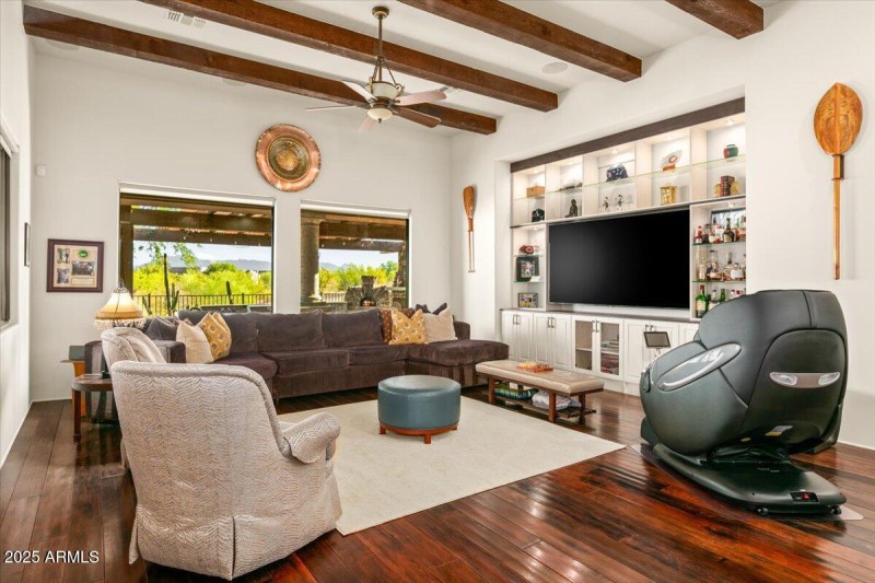 15-Family Room