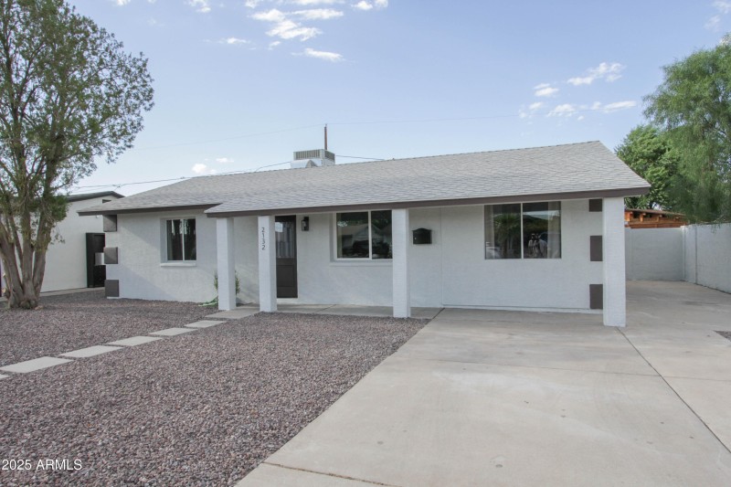 2132 W Poinsettia Dr-2