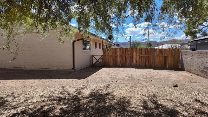 Side yard