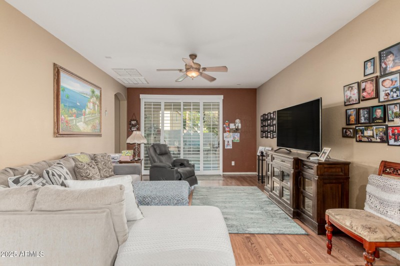 22 - Edgemont 15276