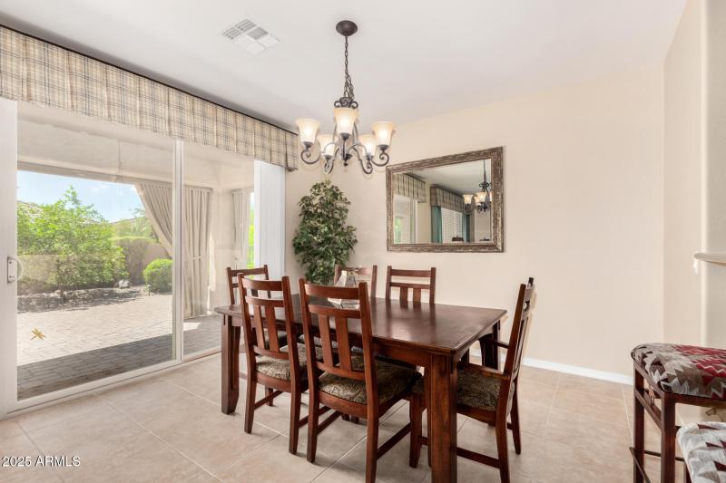 Large Dining Area!