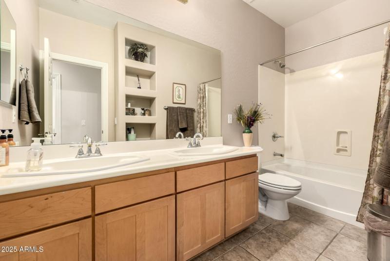 3rd Bathroom 1