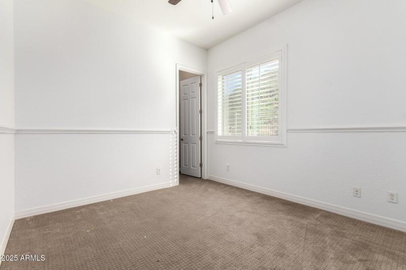 Bedroom 2 w/ walk in closet