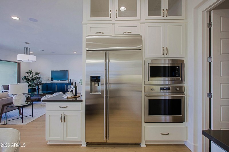Kitchen 6