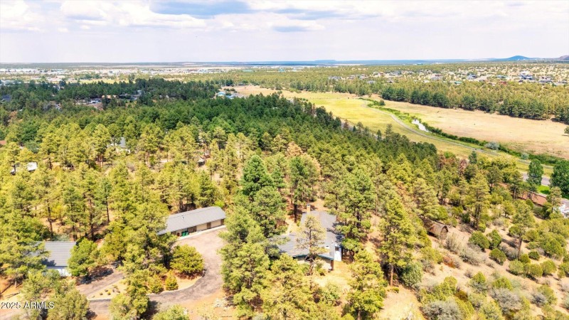 24-aerial-016