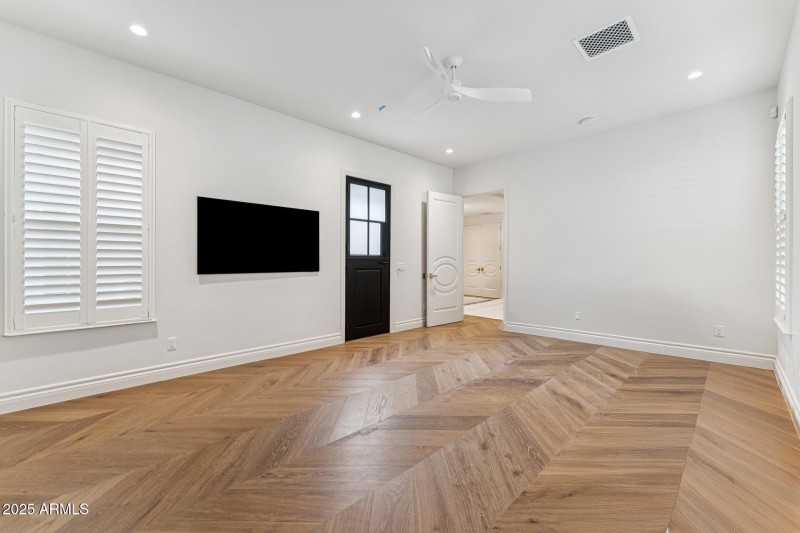 053-casita-living-room