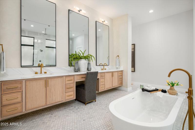 02-Twilight10220N66thSt-2