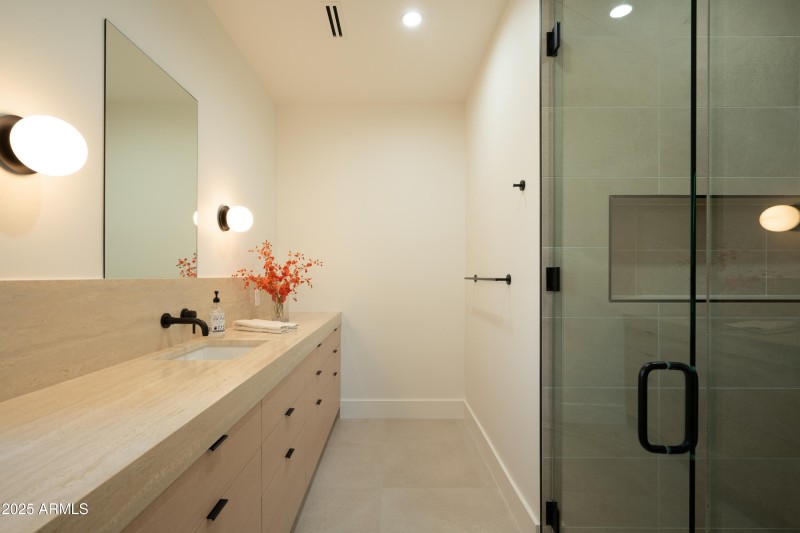 Casita Bathroom