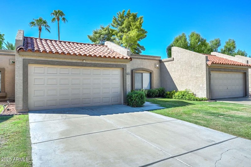 Front View-Garage