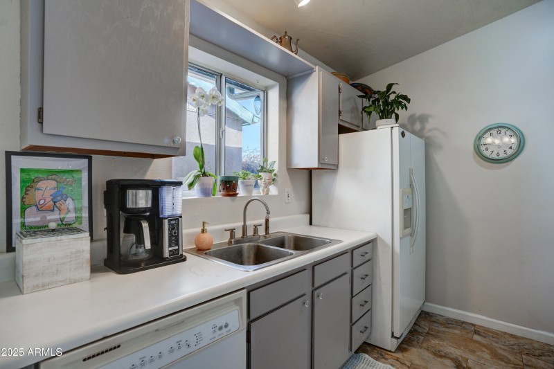 Kitchen 2