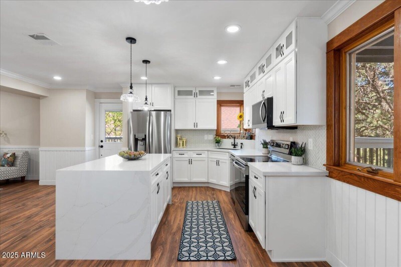 21-Kitchen