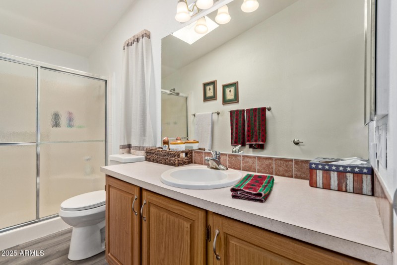 201 S Greenfield Rd 140