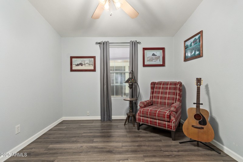 201 S Greenfield Rd 140