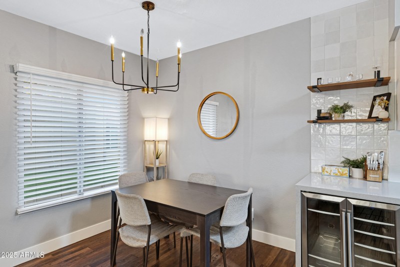 601 N May apt 27-4