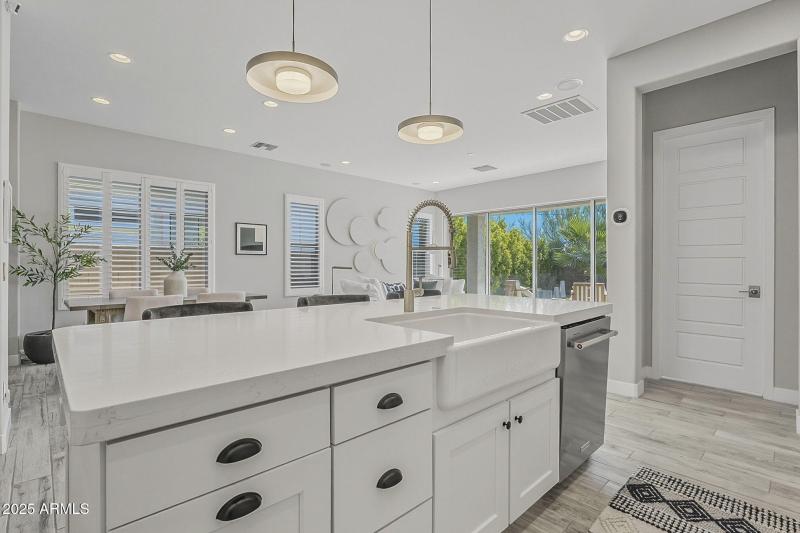 Kitchen 4