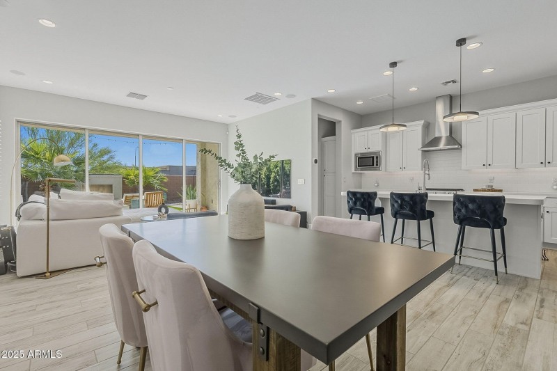 Living Area 5